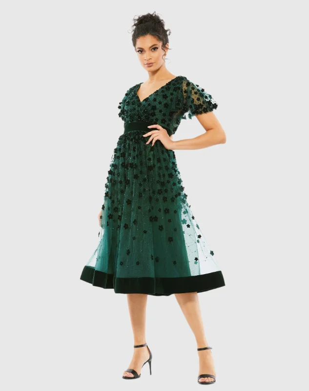 Emerald Green Embellished Butterfly Sleeve Velvet Hem Midi Dress