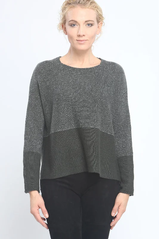 Two-Tone Color Block Crewneck in Cashmere